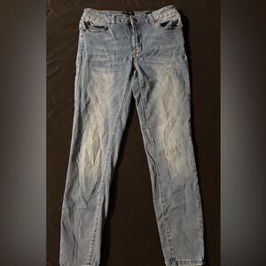 Women Tahar  jeans Waist 27. Length  34
